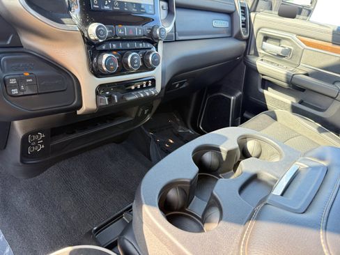 Used 2024 RAM 2500 Laramie w/ Safety Group AWD/4WD image 13