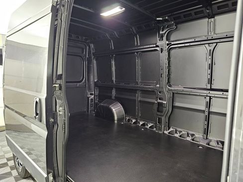New 2026 RAM ProMaster 2500 w/ Quick Order Package 22G SLT FWD image 33