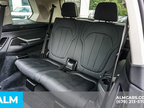 Used 2021 BMW X7 xDrive40i w/ Premium Package AWD/4WD image 21