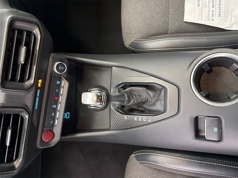 Used 2024 Ford Mustang Convertible image 26