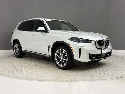 Used 2024 BMW X5 xDrive40i w/ Premium Package AWD/4WD image 7