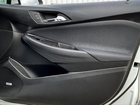 Used 2016 Chevrolet Cruze LT image 26