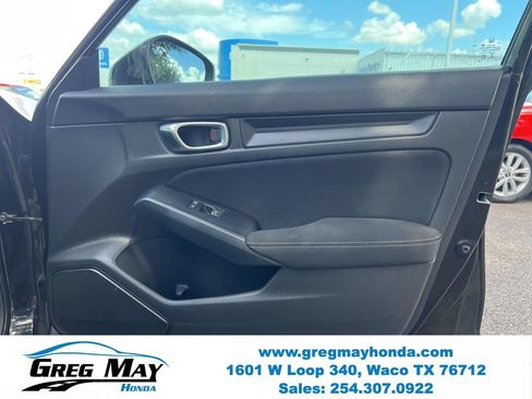 Used 2022 Honda Civic Sport image 11