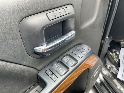 Certified 2019 Chevrolet Silverado 2500 High Country w/ Duramax Plus Package image 21