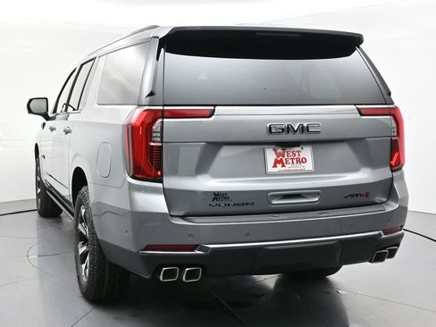 New 2026 GMC Yukon XL AT4 w/ AT4 Premium Plus Package AWD/4WD image 30
