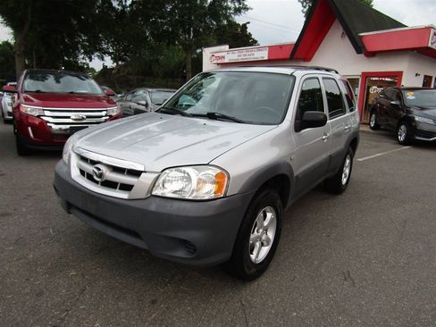 Used 2005 MAZDA Tribute I FWD image 1