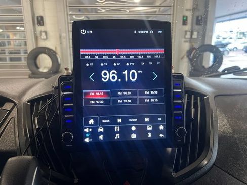 Used 2017 Ford Transit 350 XLT RWD image 19