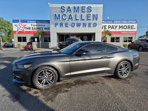 Used 2017 Ford Mustang Coupe RWD image 1