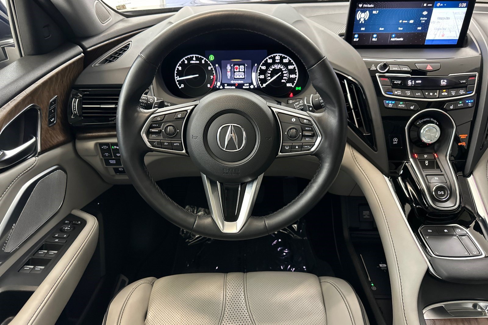 Used 2024 Acura RDX w/ Advance Package AWD/4WD image 32