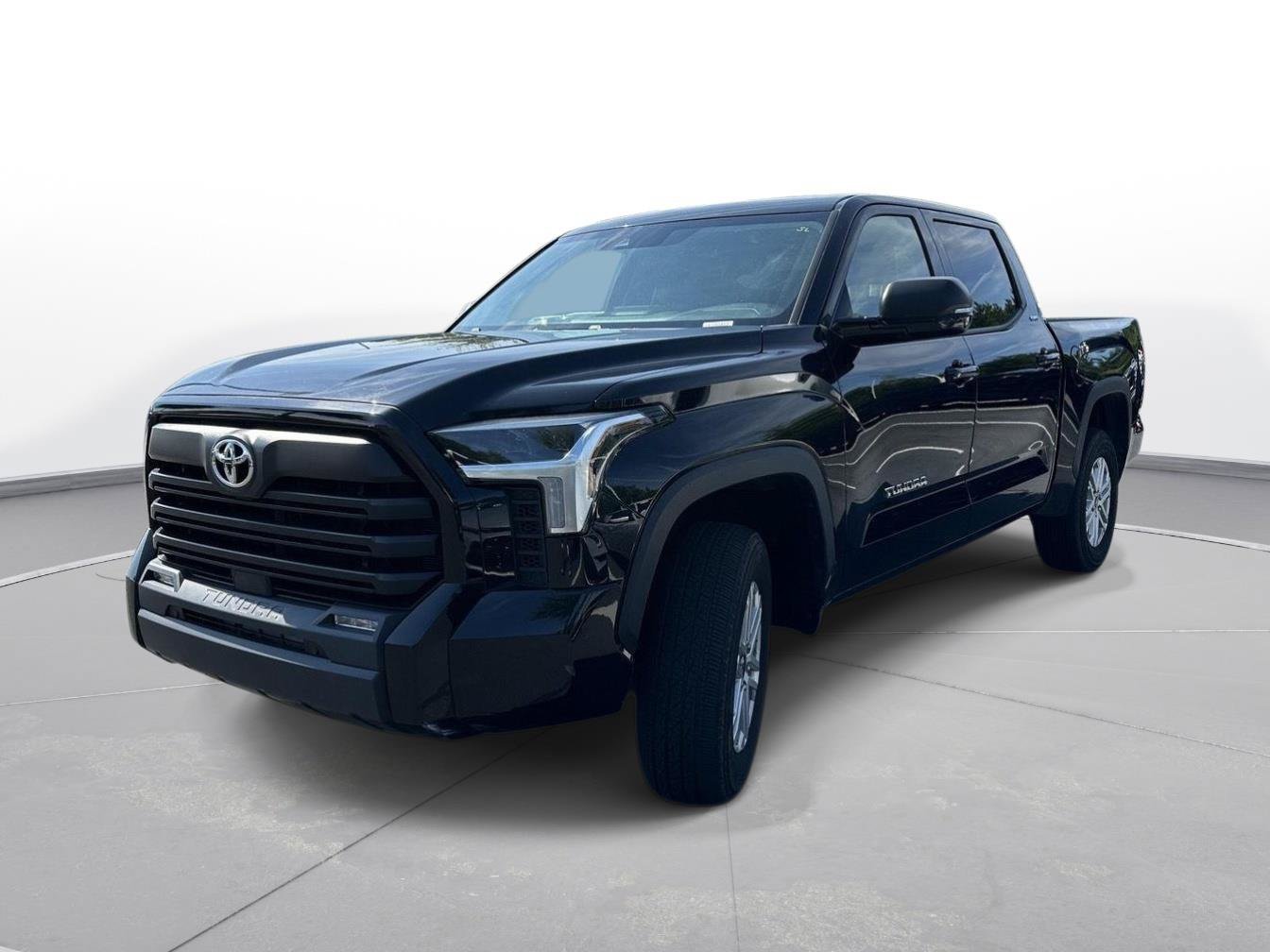 Certified 2023 Toyota Tundra SR5 w/ SR5 Premium Package AWD/4WD image 2