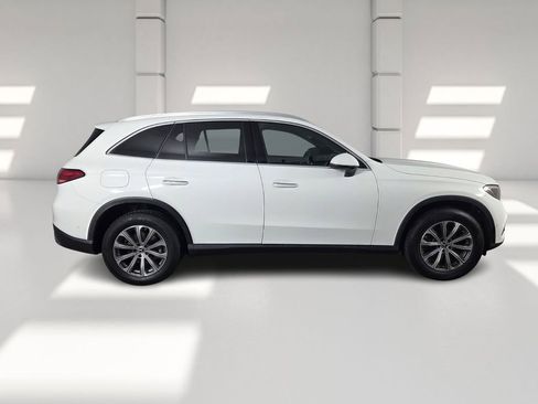 Used 2024 Mercedes-Benz GLC 300 image 5