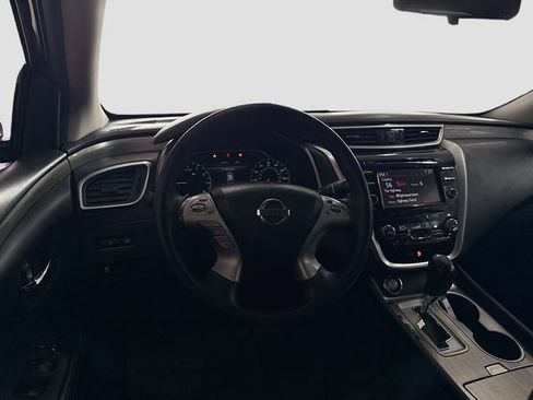 Used 2015 Nissan Murano S image 21