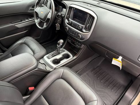 Used 2022 Chevrolet Colorado ZR2 image 15