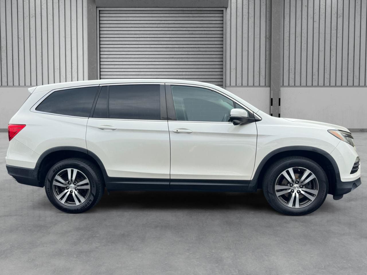 Used 2018 Honda Pilot EX image 31