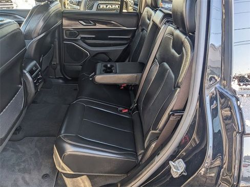 Certified 2022 Jeep Grand Cherokee Limited image 13