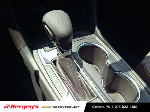 Certified 2024 Chevrolet Equinox LT AWD/4WD image 16