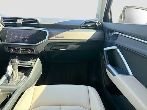 Used 2020 Audi Q3 2.0T Premium Plus w/ Premium Plus Package image 18