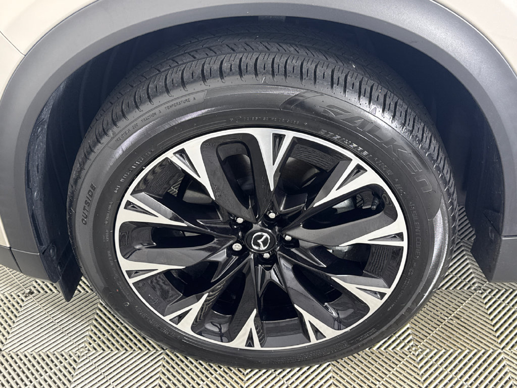 Certified 2025 MAZDA CX-90 Plug-In Hybrid w/ Premium Plus AWD/4WD image 12