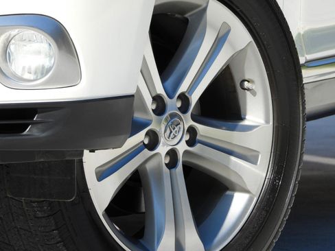 Used 2013 Toyota Highlander Limited FWD image 5