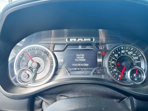 Used 2019 RAM 1500 Big Horn RWD image 38