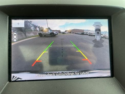 Used 2020 Ford Edge Titanium w/ Equipment Group 301A AWD/4WD image 19