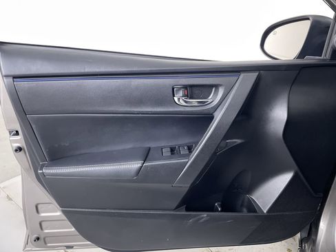 Used 2017 Toyota Corolla SE image 10