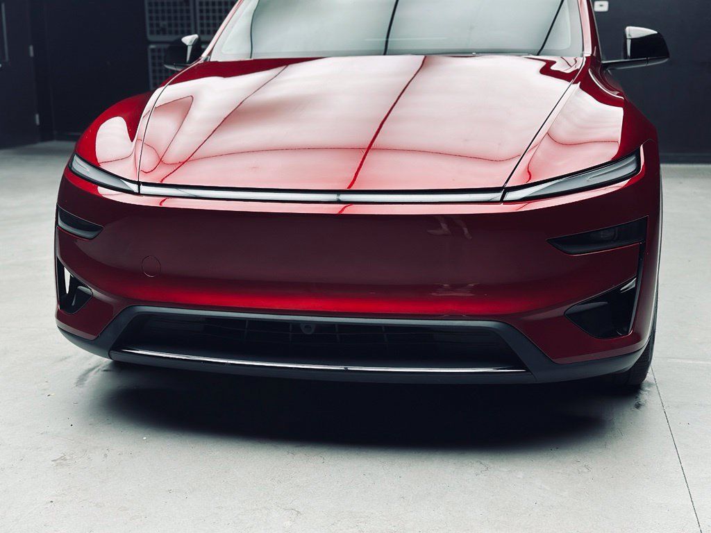Used 2026 Tesla Model Y Performance AWD/4WD image 13