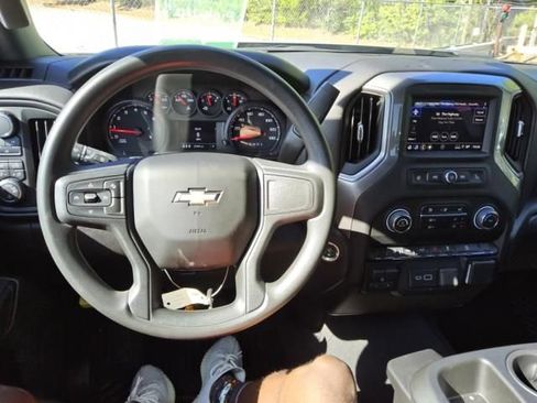 Used 2024 Chevrolet Silverado 2500 Custom w/ Custom Value Package AWD/4WD image 3