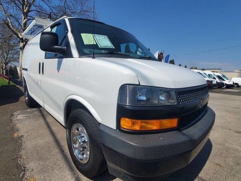 Used 2020 Chevrolet Express 3500 image 7