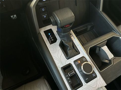 Used 2023 Toyota Tundra Limited image 21