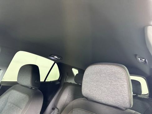 Used 2024 Chevrolet Equinox LT image 12