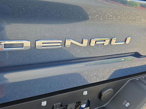 New 2026 GMC Sierra 2500 Denali Ultimate w/ Max Trailering Package AWD/4WD image 17