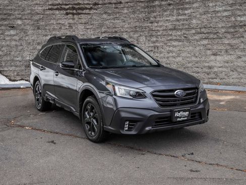 Used 2022 Subaru Outback Onyx Edition XT image 2