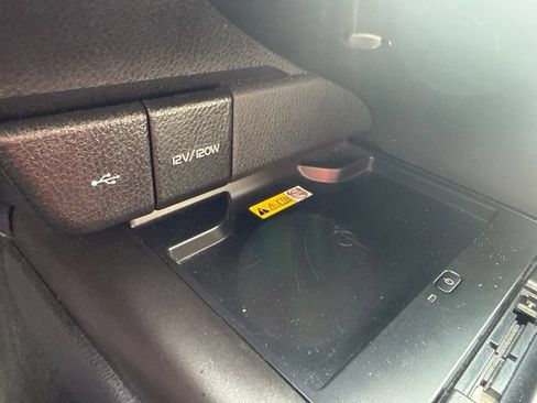 Used 2024 Toyota Camry XLE w/ Cold Weather Package FWD image 17