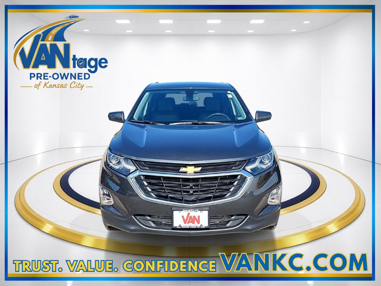 Used 2018 Chevrolet Equinox LT AWD/4WD image 2