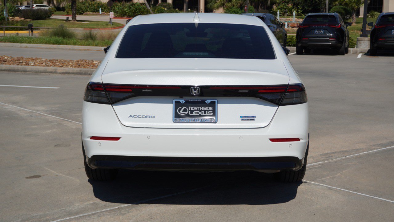Used 2023 Honda Accord Touring image 8