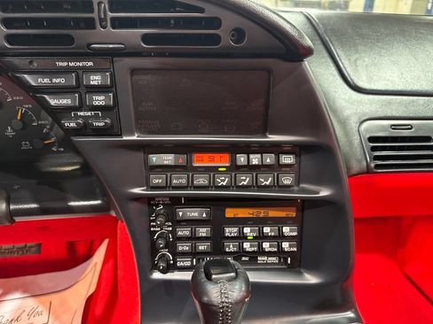 Used 1995 Chevrolet Corvette Convertible RWD image 14