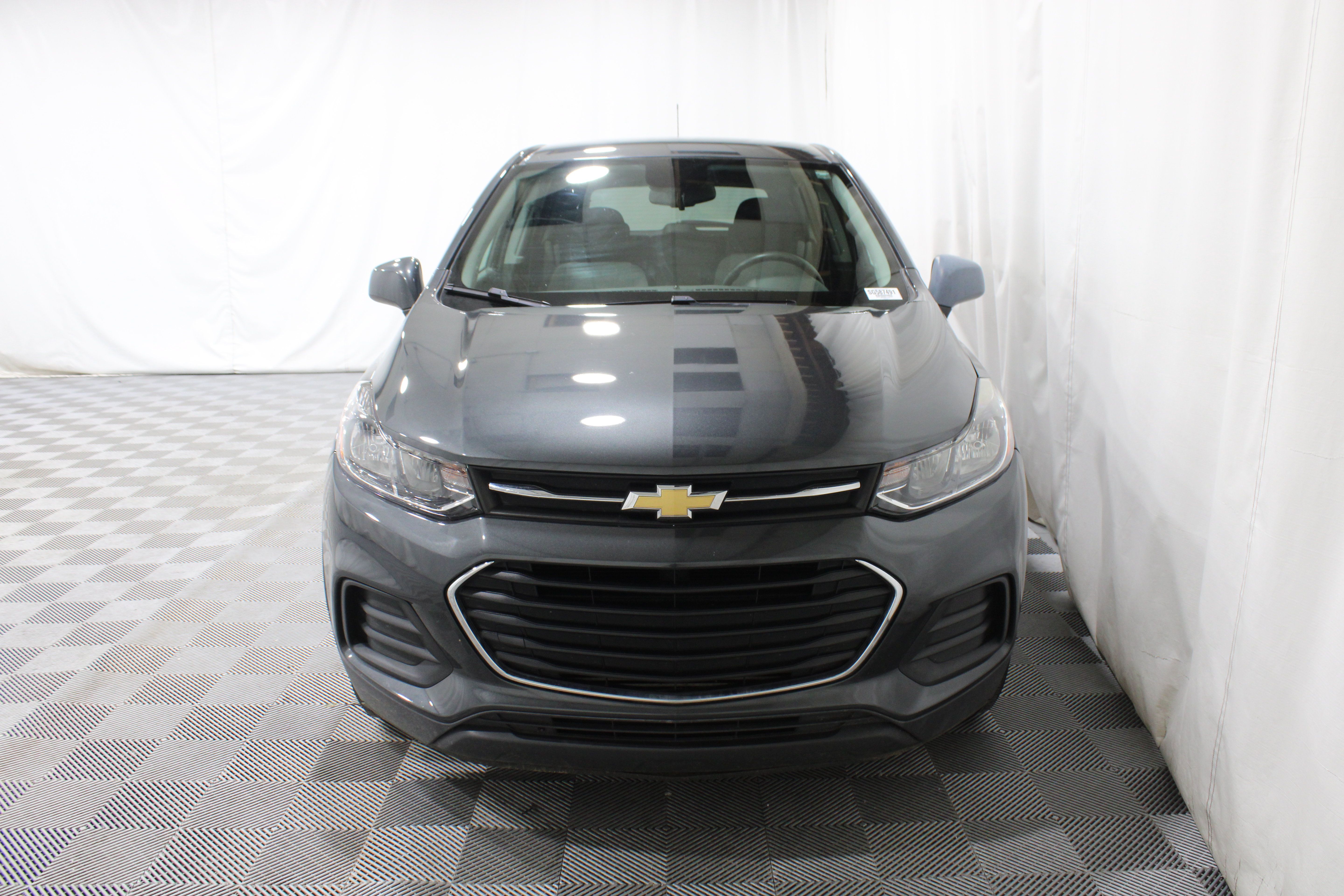 Used 2020 Chevrolet Trax LS w/ Tint and Cruise Package AWD/4WD image 27