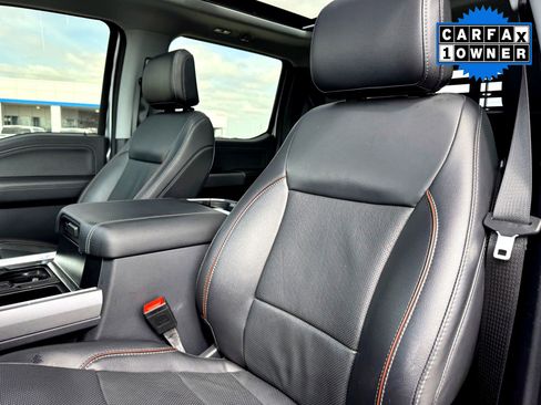 Used 2024 Ford F250 Lariat w/ Black Appearance Package image 13