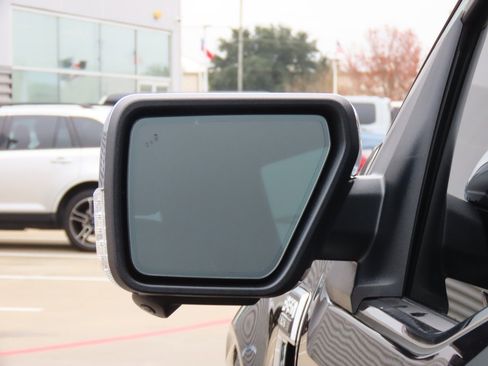 Certified 2022 Ford F150 Lariat image 18