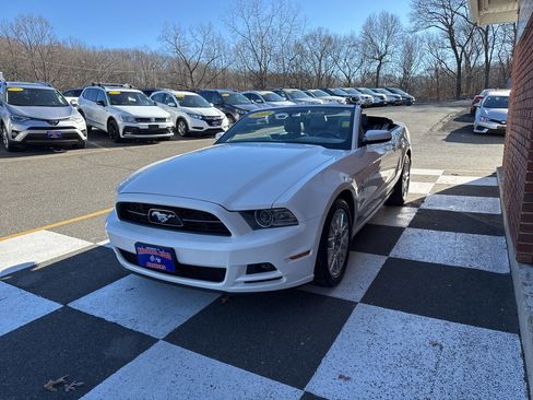 Used 2013 Ford Mustang Premium image 5