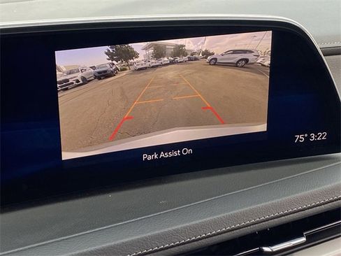 Used 2024 Cadillac XT4 Premium Luxury image 15