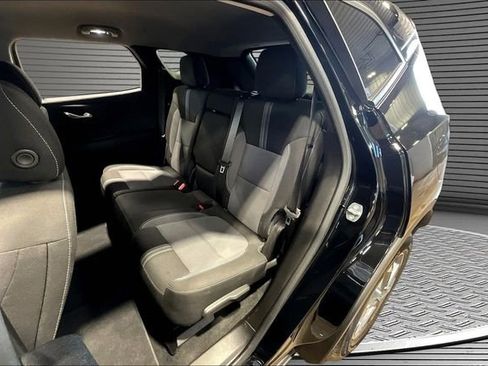 Used 2023 Chevrolet Blazer LT FWD image 19