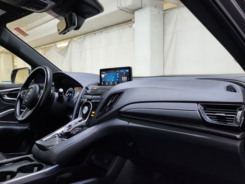 Used 2025 Acura RDX SH-AWD image 21