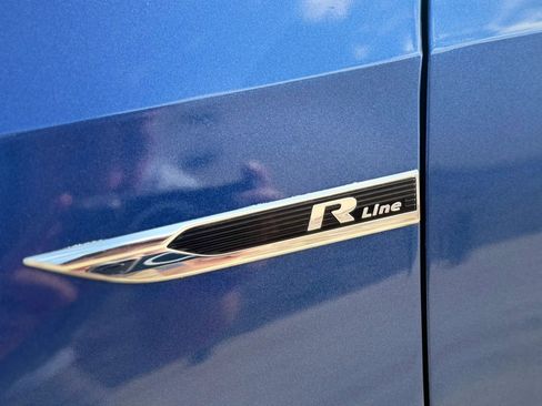 Used 2017 Volkswagen Passat 1.8T R-Line FWD image 43