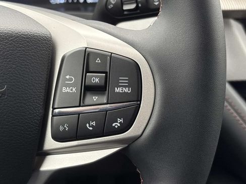 New 2026 Ford Explorer Active RWD image 26