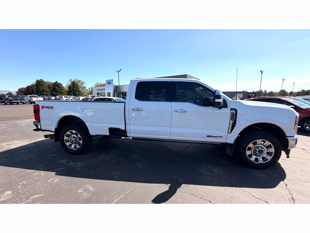 Used 2023 Ford F350 Lariat w/ Lariat Ultimate Package AWD/4WD image 8