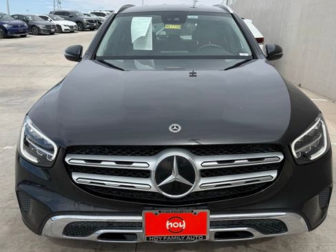 Used 2022 Mercedes-Benz GLC 300 4MATIC image 4