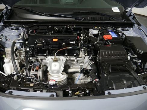 Used 2023 Honda Civic Sport image 3