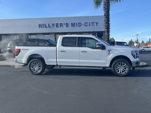 New 2025 Ford F150 Lariat w/ Equipment Group 501A Mid image 2